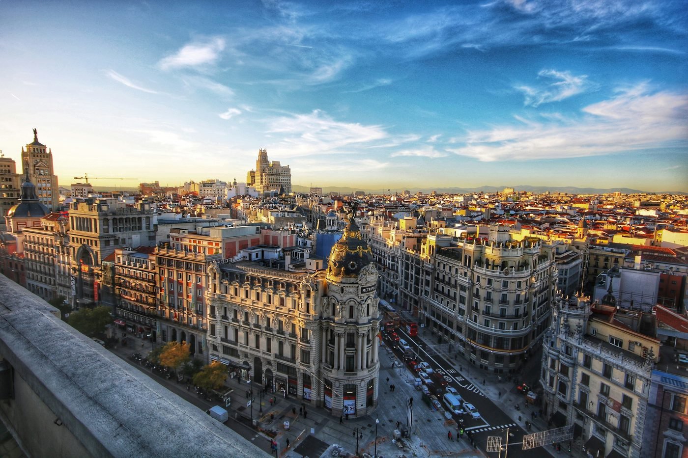 أفق مدريد عند الغروب